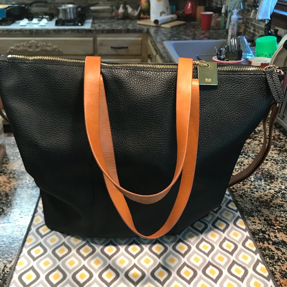 EMMA & SOPHIA purse